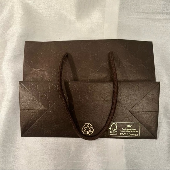 GUCCI Shopping Bag 9"W x 6.75" H x 3.5"D - Picture 6 of 6